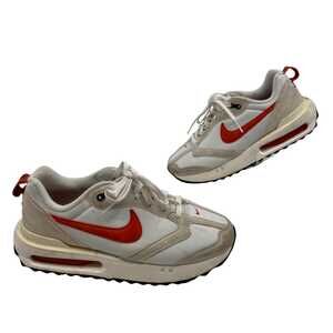 Nike White & Red Synthetic Athletic Sneakers | Women’s Size 7